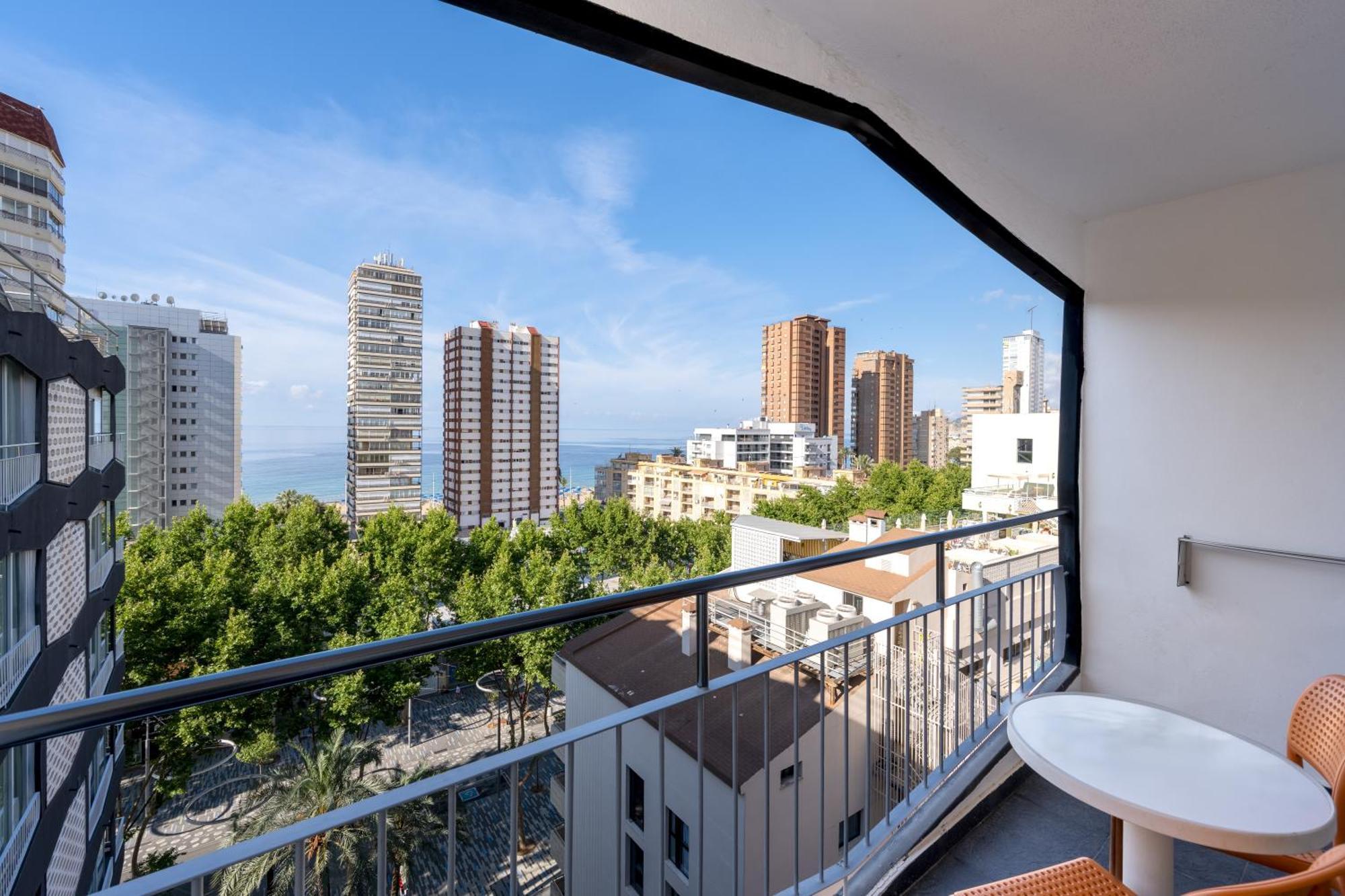 Aparthotel Climia Belroy 4 Sup Benidorm Exterior foto