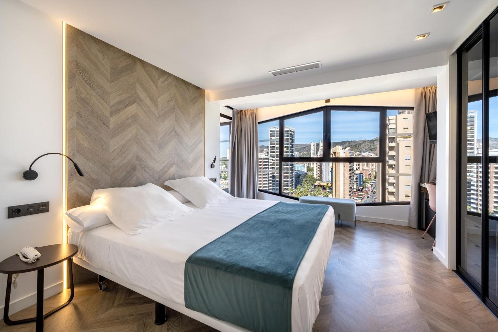 Aparthotel Climia Belroy 4 Sup Benidorm Exterior foto