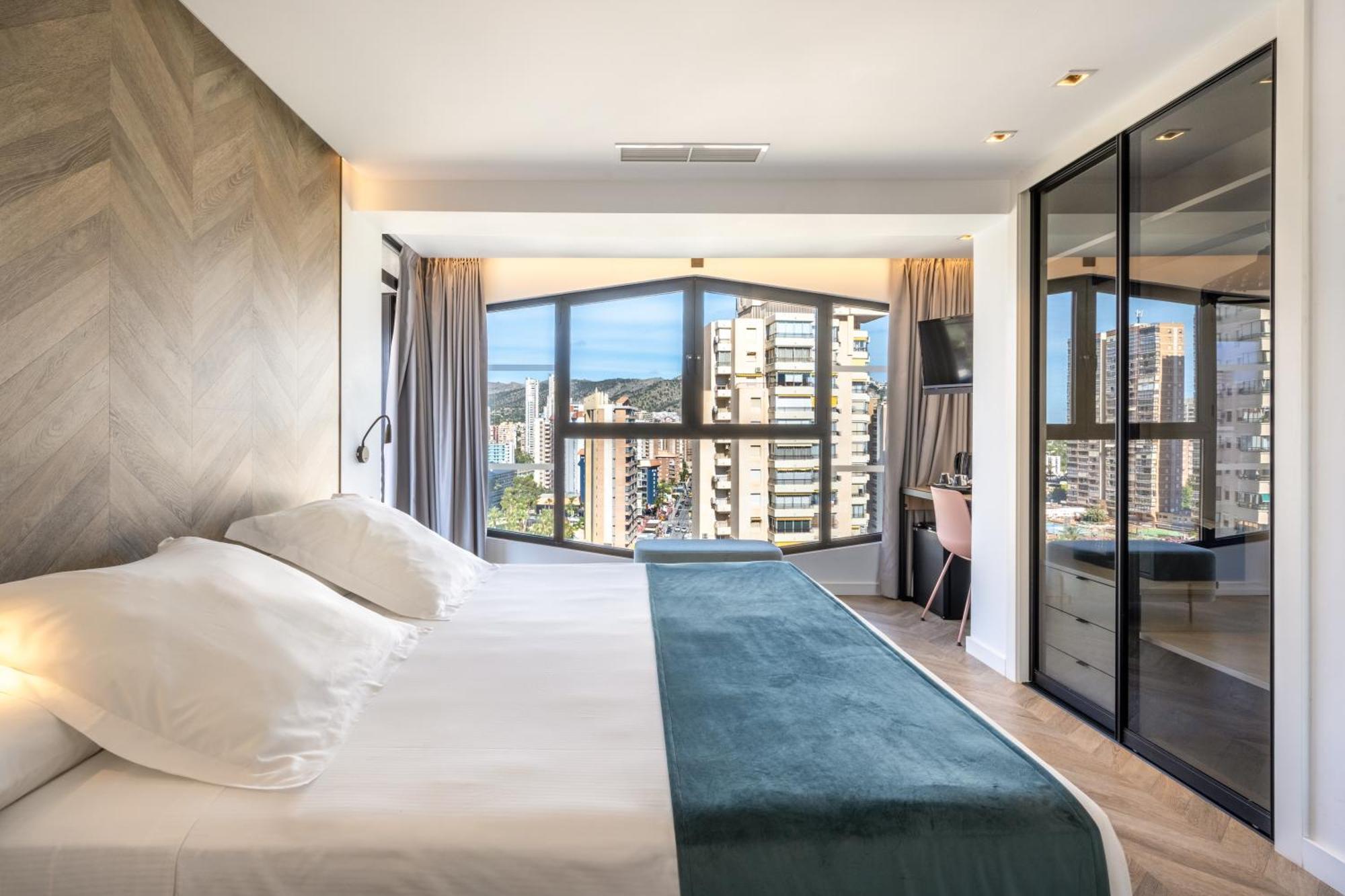 Aparthotel Climia Belroy 4 Sup Benidorm Exterior foto